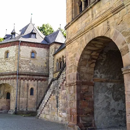 Kaiserhof 2*